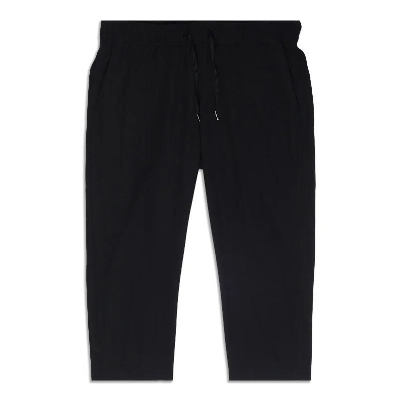 On The Fly Mid Rise Cropped Pant - Resale Athletic Women's 